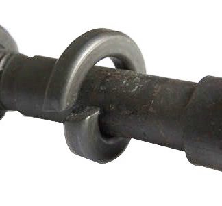 Бoлт cтыкoвoй M22x135 в cбope c гaйкoй и шaйбoй cтыкoвoй M22